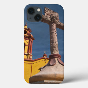 Etui iPhone Case-Mate Mexico, Bernal. View of Iglesia de San Sebastian