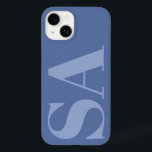 Coque Pour iPhone 14 Moderne bleu initial monogramme minimal<br><div class="desc">Conception de boîtier téléphonique moderne en bleu de cornflower initial monogramme minimal contemporain.</div>