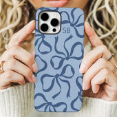 Coques Case-Mate iPhone Monogramme Arc-en-Ciel Bleu Poussiéreux