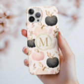 Coques Case-Mate iPhone Monogramme Citrouille moderne - Initiale personnal