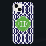 Coques Pour iPhone Monogramme de treillis moderne bleu marine et vert<br><div class="desc">Cute Girly Trendy Chic élégant Preppy Géométrique moderne Trellis Motif. Ajoutez vos initiales ou votre nom personnalisé de monogramme. Cliquez sur le bouton Customiser pour modifier les polices et les couleurs d'une conception unique.</div>