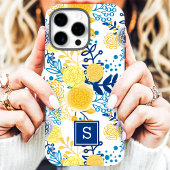 Coques Case-Mate iPhone Monogramme floral jaune et bleu initial
