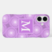 Coques Case-Mate iPhone Monogramme lilas cercles pourpres motif (Verso (horizontal))