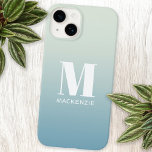 Coque Pour iPhone 14 Monogramme moderne Nom initial Turquoise Aqua Grad<br><div class="desc">La typographie moderne minimaliste monogramme design de nom initial qui peut être modifié pour personnaliser. Blanc sur un arrière - plan turquoise à l'océan.</div>