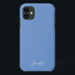 Case-Mate iPhone Case Monogramme personnalisé couleur uni bleu fleur<br><div class="desc">Boîtier de téléphone couleur uni chic en bleu de cornflower,  mon ombre préférée de la mer. Une couleur d'eau de mer paisible avec votre monogramme personnalisé. Personnalisez avec votre nom dans un élégant script blanc.</div>