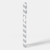 Coques Case-Mate iPhone Monogramme personnalisé Gris et Lilac Chevron (Verso / Droite)