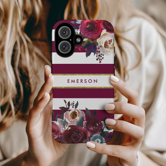 Coques Case-Mate iPhone Monogramme rayé floral boho bordeaux et or