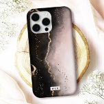 Coque iPhone 15 Pro Max Moody Dusty Rose Ombre Gradient Moderne Monogramme<br><div class="desc">Protégez votre téléphone avec élégance grâce à cet élégant coque iphone "Ethereal Mist", au design captivant et aux accents métalliques imitant. Parfait pour les amateurs de luxe et d'art moderne, ce coque est disponible pour de nombreux modèles iPhone et Samsung, offrant à la fois des options Barely There et Tough...</div>