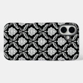 Coques Case-Mate iPhone Motif Damassé Rococo Blanc sur Fond Noir (Verso (horizontal))