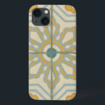 iPhone 13 Coque Motif de carreaux décoratifs de l'ancien monde<br><div class="desc">Créé Chariklia Zarris, cet imprimé ancien offre un motif décoratif en carreaux bleu et or sur un arrière - plan beige. Serait un grand cadeau pour les fans de fleurs et d'estampes pastel!</div>