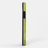 Coques Case-Mate iPhone Motif d'ensemble d'ananas sur le vert (Dos/Droite)
