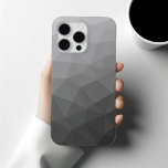 Coque iPhone 15 Pro Max Motif géométrique de maillage gris clair<br><div class="desc">Motif iPhone 15 Coque-Mate gris clair. Maille géométrique Triangle cool avec dégradé gris foncé clair.</div>