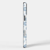 Coques Case-Mate iPhone Motif répété de fleurs floues bleu sur blanc (Verso / Droite)