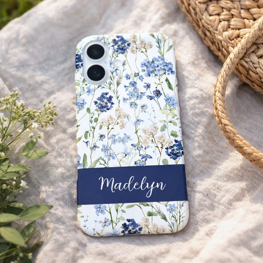 Coques Case-Mate iPhone Nom de fleur sauvage à l'aquarelle bleue