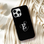 Coque iPhone 15 Pro Max Nom élégant unique et typographie de monogramme No<br><div class="desc">Simple et féminine, cette élégante coque iphone élégante a une représentation de votre nom et monogramme avec des sérifs classiques et une typographie de script plus ornée dans une symétrie équilibrée. Les trois éléments se fondent dans une harmonie sophistiquée et créent votre propre logo de marque personnelle. Montré ici avec...</div>