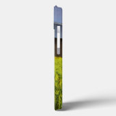 Coques Case-Mate iPhone Old Barn Surrounded by Spring Wheat Field 1 (Verso / Gauche)