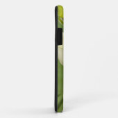 Coques Case-Mate iPhone Orchidées blanches sur un arrière - plan vert (Dos/Droite)