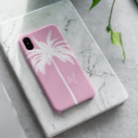 Case-Mate iPhone Case Palmier rose blanc Tropical élégant Monogramme<br><div class="desc">Un élégant palmier blanc fait partie d'une canopée au-dessus de votre initiale. Design Vintage Tropical élégant. Le Palm tree est sur un arrière - plan de blanc et rose avec un cadre bleu ou blanc. D'une collection chez Chessie's Fine Designs. Voir la collection complète via le lien sur cette page....</div>