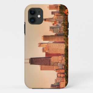 Coque iPhone 11 Panorama d'horizon de Chicago au lever de soleil