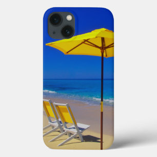 Etui iPhone 13 Parapluie de plage jaune et chaises sur plage imma