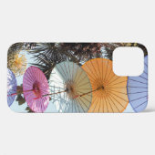 Coques Case-Mate iPhone Parapluie rouge sur arbre vert (Verso (horizontal))