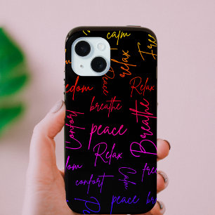 Coque Pour iPhone 15 Paroles de Yoga Écriture Colorée Noir Design