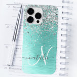 Coque Pour Pour iPhone 14 Pro Max Parties scintillant argentée turquoise en métal br<br><div class="desc">Personnalisez facilement ce design branché de boîtier de téléphone chic avec une jolie parties scintillant brillante en argent sur un arrière - plan métallique brossé turquoise.</div>