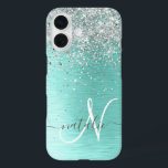 Coques iPhone 16 Parties scintillant argentée turquoise en métal br<br><div class="desc">Personnalisez facilement ce design branché de boîtier de téléphone chic avec une jolie parties scintillant brillante en argent sur un arrière - plan métallique brossé turquoise.</div>