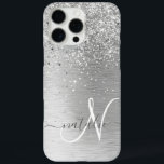 Coques iPhone 16 Pro Max Parties scintillant en métal brossé argenté Nom du<br><div class="desc">Personnalisez facilement ce design branché de boîtier de téléphone chic avec une jolie parties scintillant brillante en argent sur un arrière - plan métallique brossé en argent.</div>