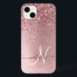 Coque Pour iPhone 14 Plus Parties scintillant en métal brossé rose pâle Nom<br><div class="desc">Personnalisez facilement ce design branché de boîtier de téléphone chic avec une jolie parties scintillant brillante rose vif sur un arrière - plan métallique brossé rose vif.</div>