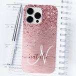 Coque Pour Pour iPhone 14 Pro Max Parties scintillant en métal brossé rose pâle Nom<br><div class="desc">Personnalisez facilement ce design branché de boîtier de téléphone chic avec une jolie parties scintillant brillante rose vif sur un arrière - plan métallique brossé rose vif.</div>