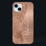 Coque iPhone 15 Mini Parties scintillant métal Rose or personnalisé<br><div class="desc">Personnalisez facilement ce boîtier rose en métal brossé or et en faux parties scintillant glamour à motif de téléphone avec votre propre nom personnalisé.</div>