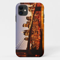 Paysage urbain de New York avec le pont au-dessus