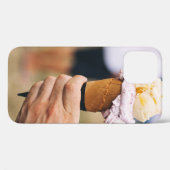 Coques Case-Mate iPhone Personne tenant de la crème glacée sur le cône (Verso (horizontal))