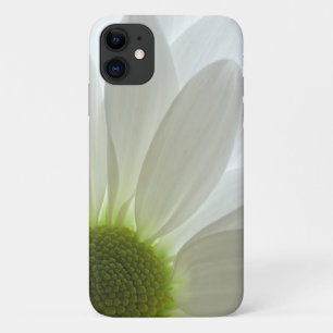 Coque iPhone 11 Pétales de marguerite blanche