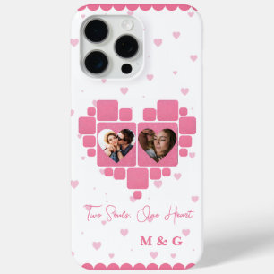 Coque iPhone 15 Pro Max Photo de cœur rose et monogrammes personnalisés