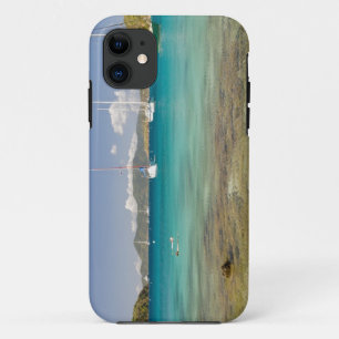Coque iPhone 11 Plongeurs en apnée dans la crique idyllique de Pir