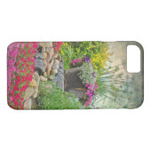 Coques Case-Mate iPhone pot de fleurs dans le jardin (Dos (Horizontal))