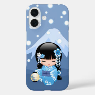 Coques iPhone 16 Poupée Kokeshi d'Hiver Fille Geisha de la Montagne
