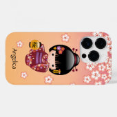 Coques Case-Mate iPhone Poupée Sakura Kokeshi - Geisha Girl on Peach (Verso (horizontal))