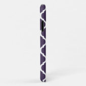 Coques Case-Mate iPhone Quatrefoil violet et gris monogramme (Dos/Droite)