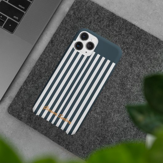 Coques Case-Mate iPhone Rayures Navy | Monogramme du gentleman moderne