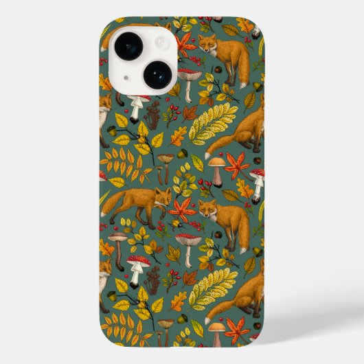 Coques Case-Mate iPhone Renard d'automne sur pin vert (Verso)