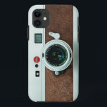 Coque iPhone 11 Rétro vieil appareil-photo en cuir brun vintage<br><div class="desc">fait avec le photoshop
"special pour les amants classiques d'appareil-photo"</div>