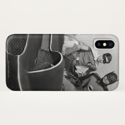 Coques Case-Mate iPhone Robin et Batman debout dans Batmobile (Dos (Horizontal))