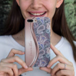 Case-Mate iPhone Case Rose Gold Nom manuscrit Paisley Floral<br><div class="desc">Cette conception est également disponible sur d'autres modèles de téléphone. Choisissez Type de périphérique pour voir d'autres iPhone, Samsung Galaxy ou coques Google. Certains styles peuvent être modifiés en sélectionnant Style si c'est une option. Cette conception peut être personnalisée dans la zone fournie en modifiant la photo et/ou le texte....</div>