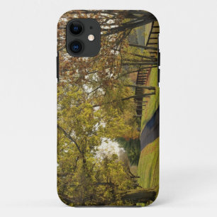 Coques Pour iPhone Route rurale à travers la région de Bluegrass dans