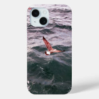 SEAGULL VOL AU-DESSUS DES VAGUES