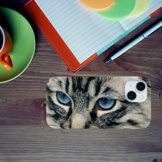 Coques Case-Mate iPhone Tabby Chat aux yeux bleus Gros plan