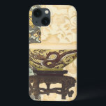 Coques Pour iPhone Tapisserie asiatique avec bol et design dragon<br><div class="desc">Une création Vision Studios,  cette peinture de style tapisserie asiatique décorative présente un charmant bol avec un grand design de dragon. Le bol est dressé contre un arrière - plan crème à imprimé floral. Donnez-le comme cadeau,  ou achetez-le pour vous-même!</div>